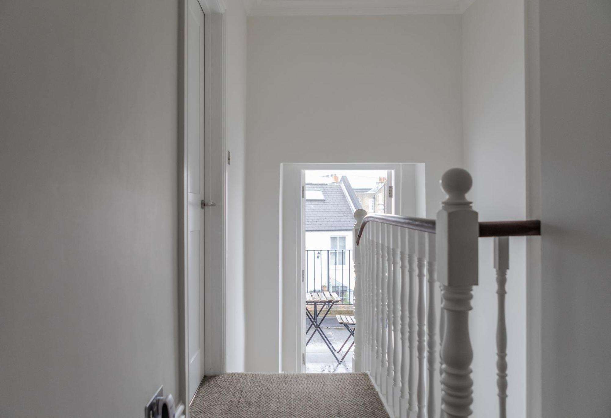 Number 53 - Stunning Maisonette With Parking In Kensington & Chelsea Londen Buitenkant foto