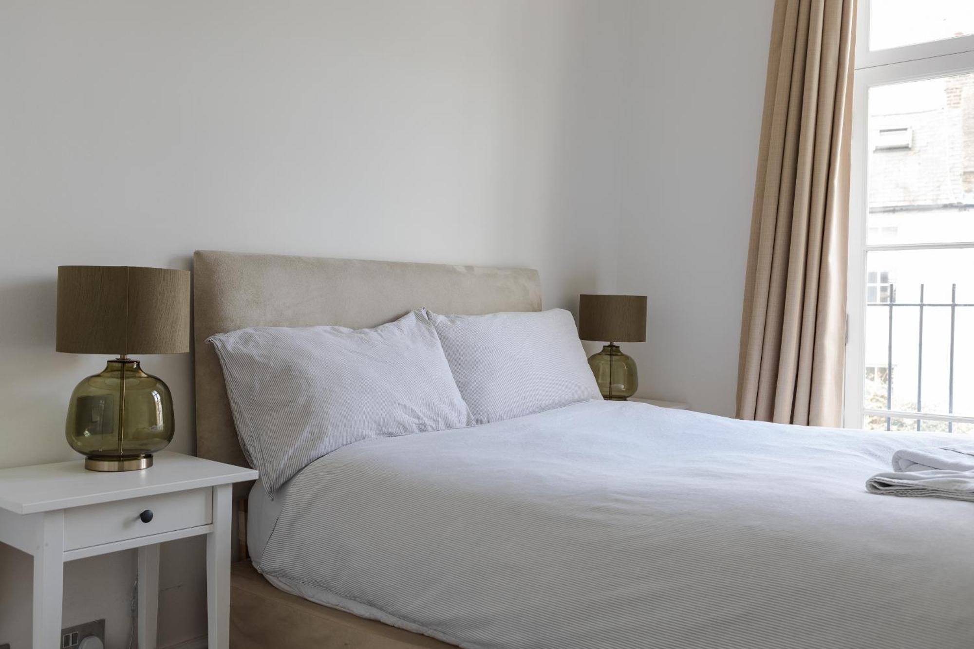 Number 53 - Stunning Maisonette With Parking In Kensington & Chelsea Londen Buitenkant foto